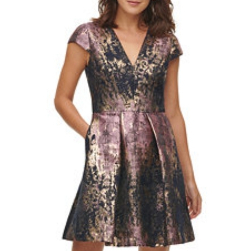 Vince Camuto Metallic Jaquard Pleated Tea Cocktail Dress